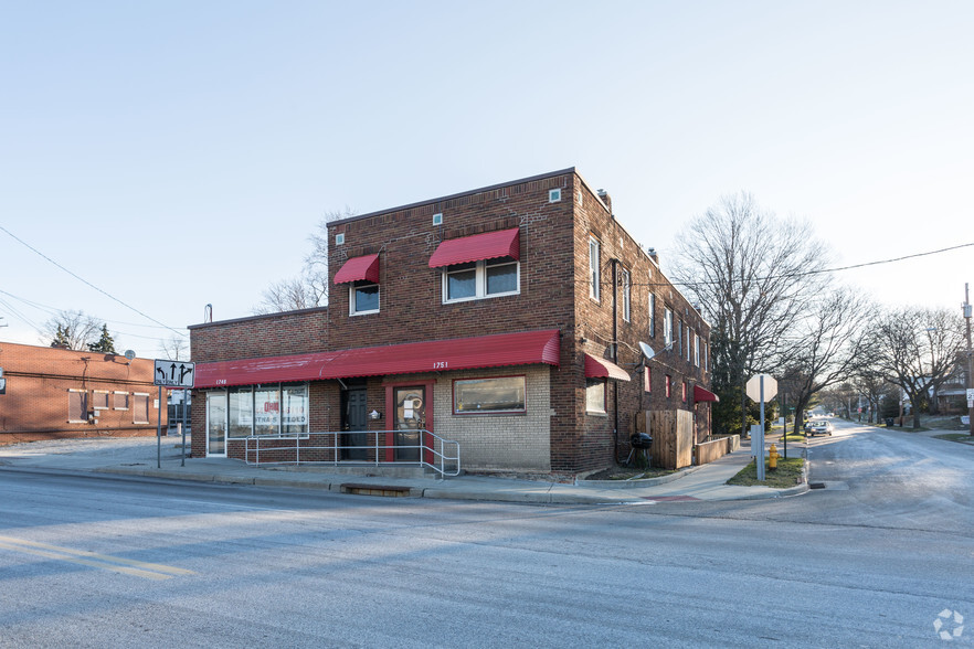 1749-1751 S Main St, Akron, OH for lease - Primary Photo - Image 1 of 5