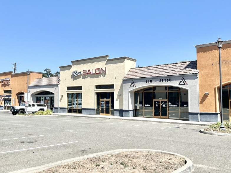 8934-8940 Greenback Ln, Orangevale, CA for lease - Building Photo - Image 1 of 17