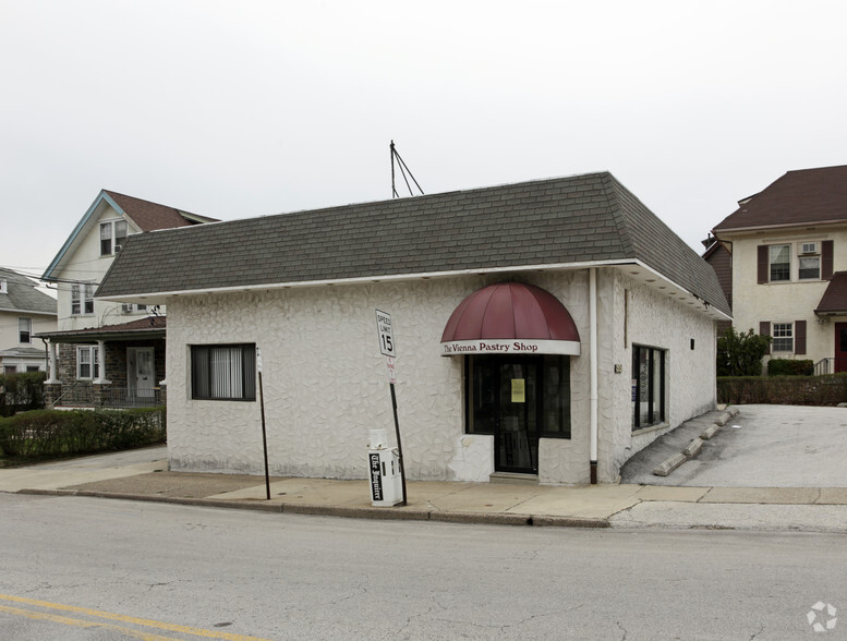 8232 West Chester Pike, Upper Darby, PA for sale - Primary Photo - Image 1 of 1