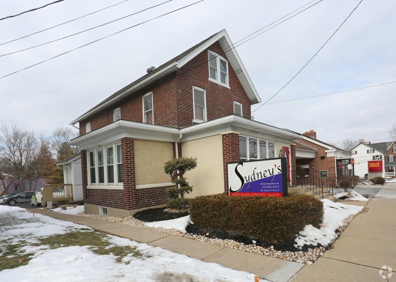 14 S Main st, Coopersburg, PA 18036