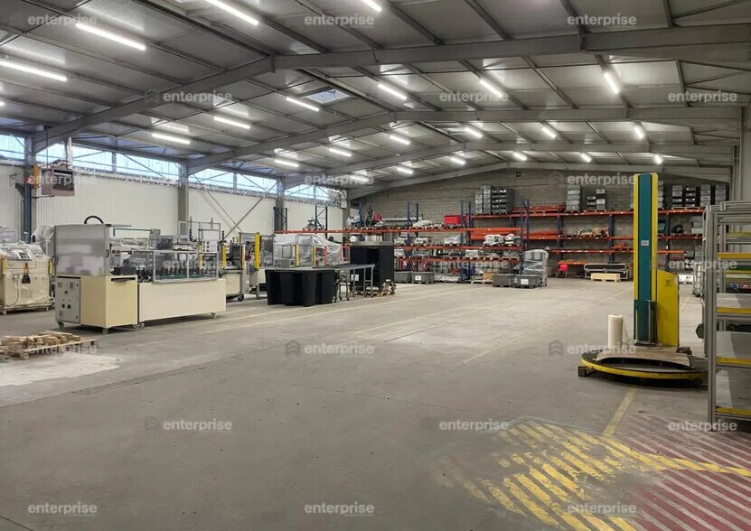 Flex in Rouvroy for lease - Interior Photo - Image 2 of 5