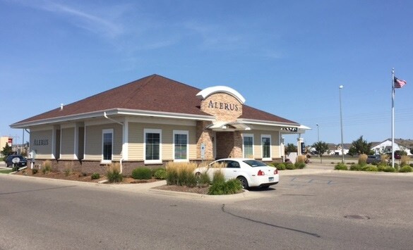 4201 45th St S, Fargo, ND for sale - Building Photo - Image 1 of 1