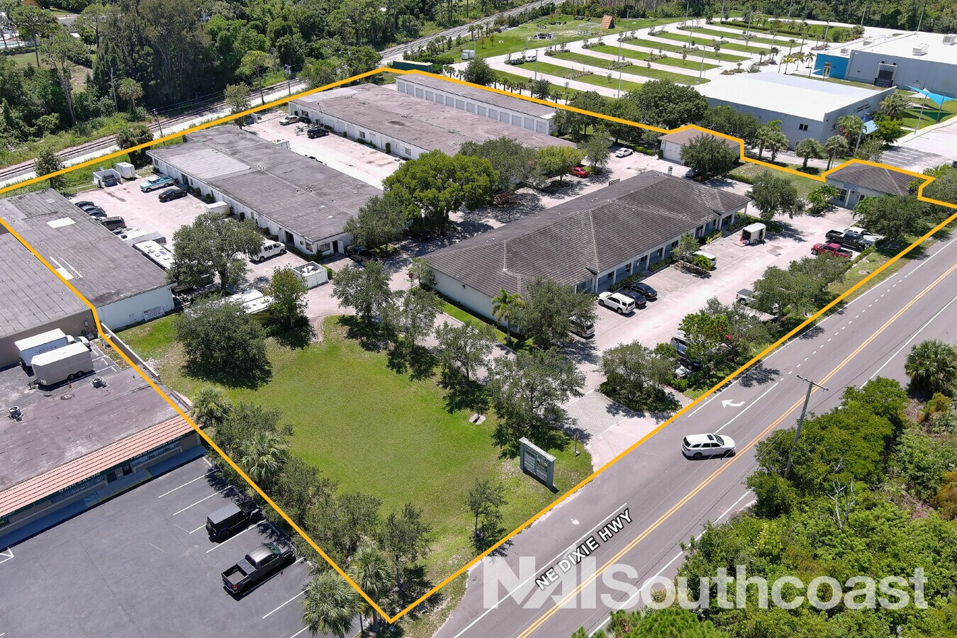 50 NE Dixie Hwy, Stuart, FL 34994