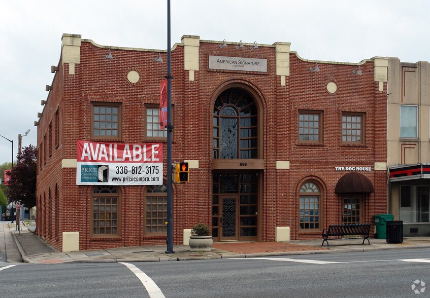 662 N Main St, High Point, NC 27260