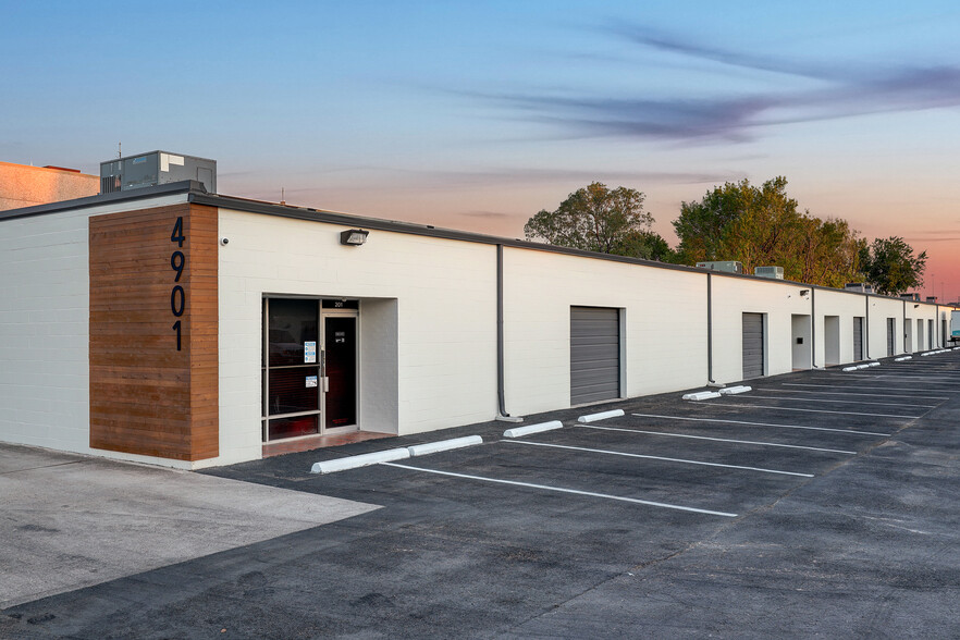 4901 Milwee St, Houston, TX for lease - Building Photo - Image 1 of 16