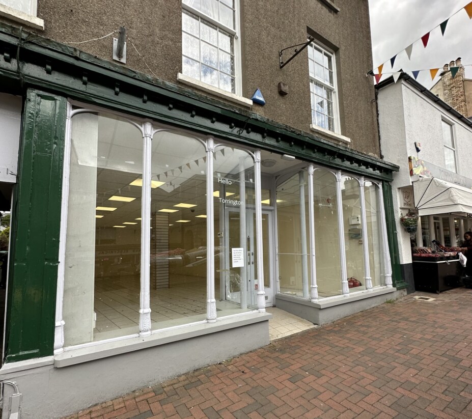 13 High St, Torrington for sale Primary Photo- Image 1 of 1