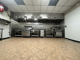 7820 Fulton St, Houston TX - Commercial Kitchen