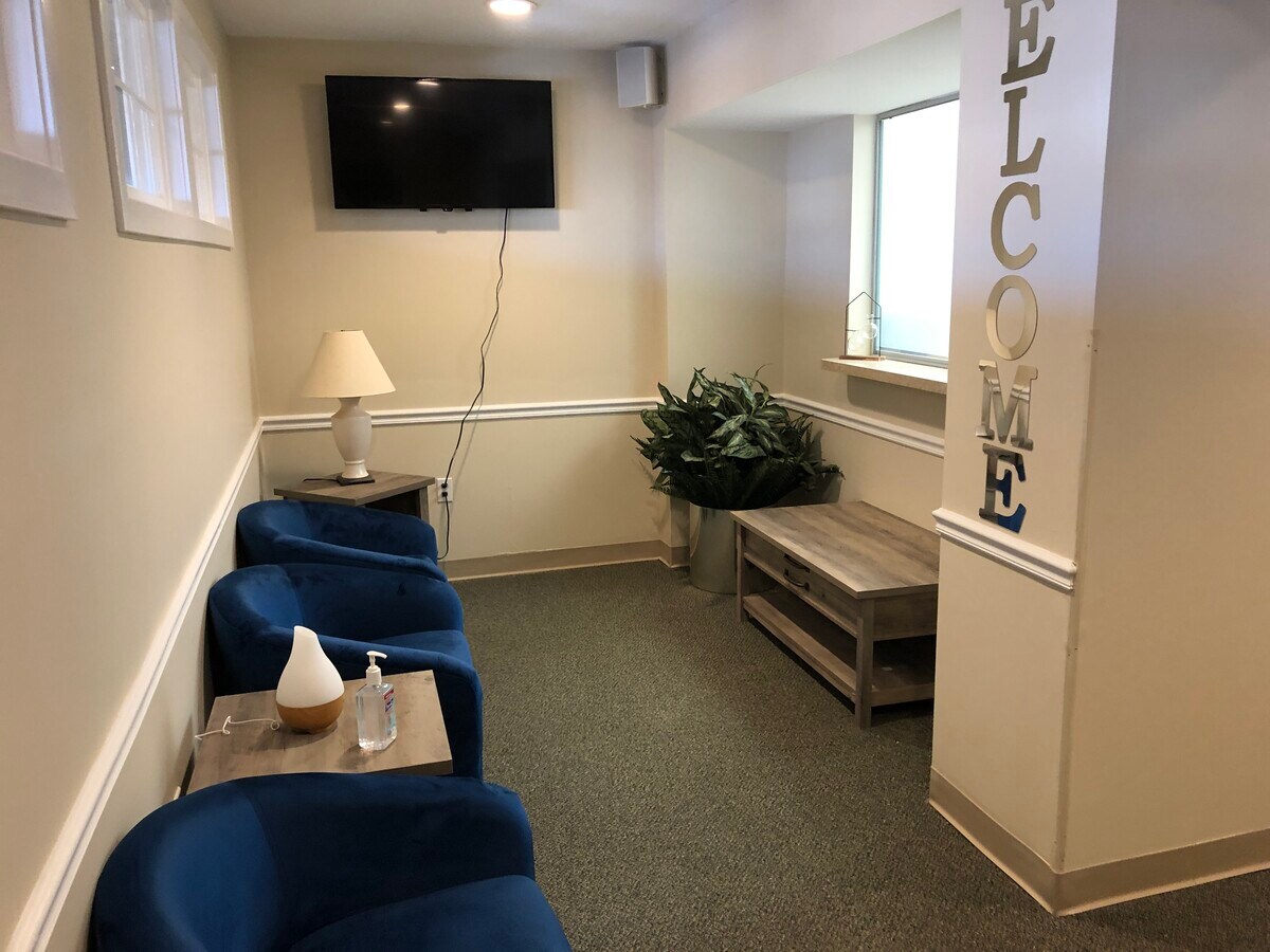 291 S Lambert Rd, Orange, CT 06477