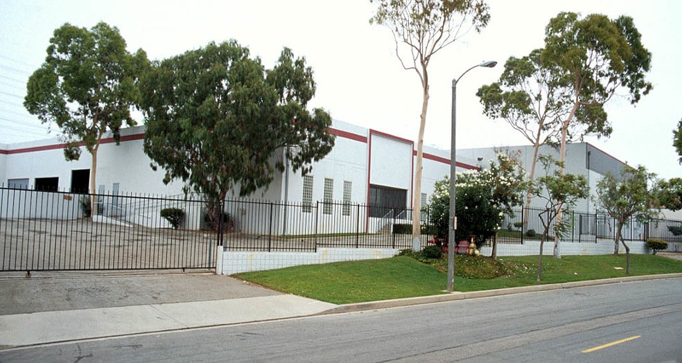 1141 Sandhill Ave, Carson, CA for sale - Building Photo - Image 2 of 4