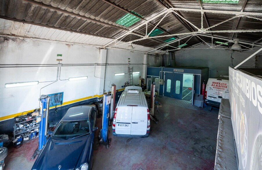 Industrial in La Rinconada for sale - Building Photo - Image 2 of 36