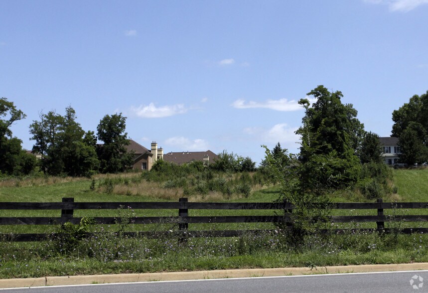 940 Cedar Creek Grade, Winchester, VA 22601