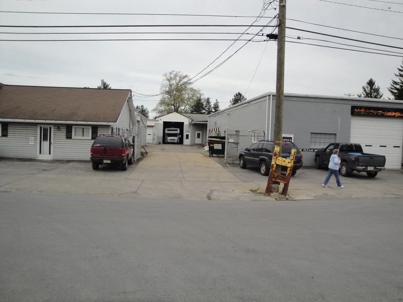 200 Grand Ave, Clarion, PA for lease - Building Photo - Image 2 of 32