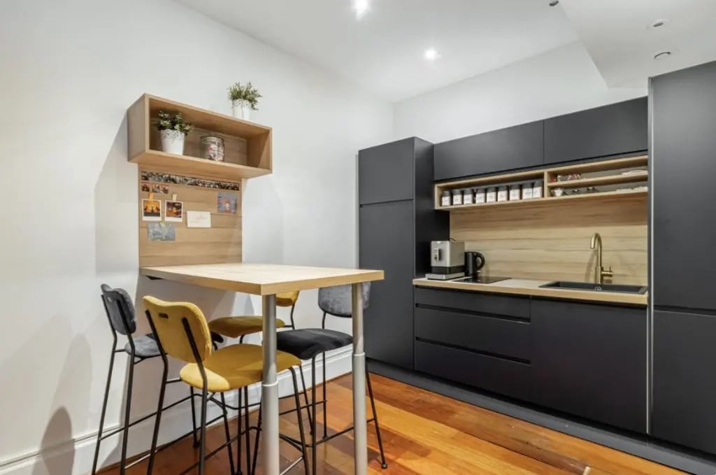 Office in Lyon for lease Interior Photo- Image 1 of 6