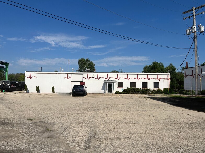 2225 Northern Rd, Appleton, WI for sale - Building Photo - Image 1 of 1