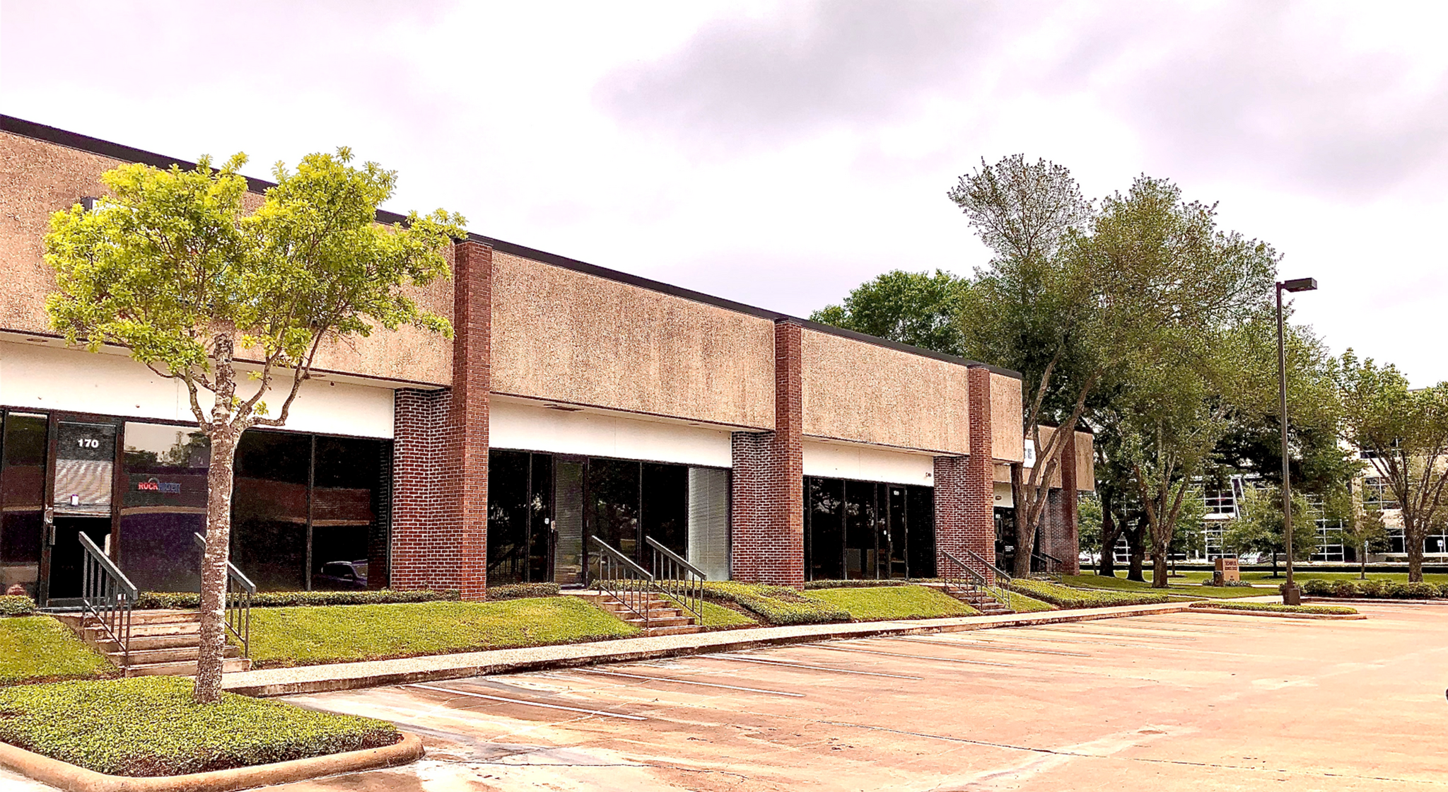 16223 Park Row, Houston, TX for lease Building Photo- Image 1 of 2