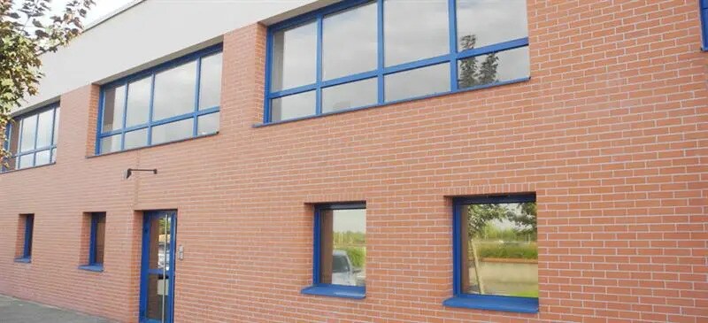 Flex in Moissy-Cramayel for lease - Building Photo - Image 1 of 6