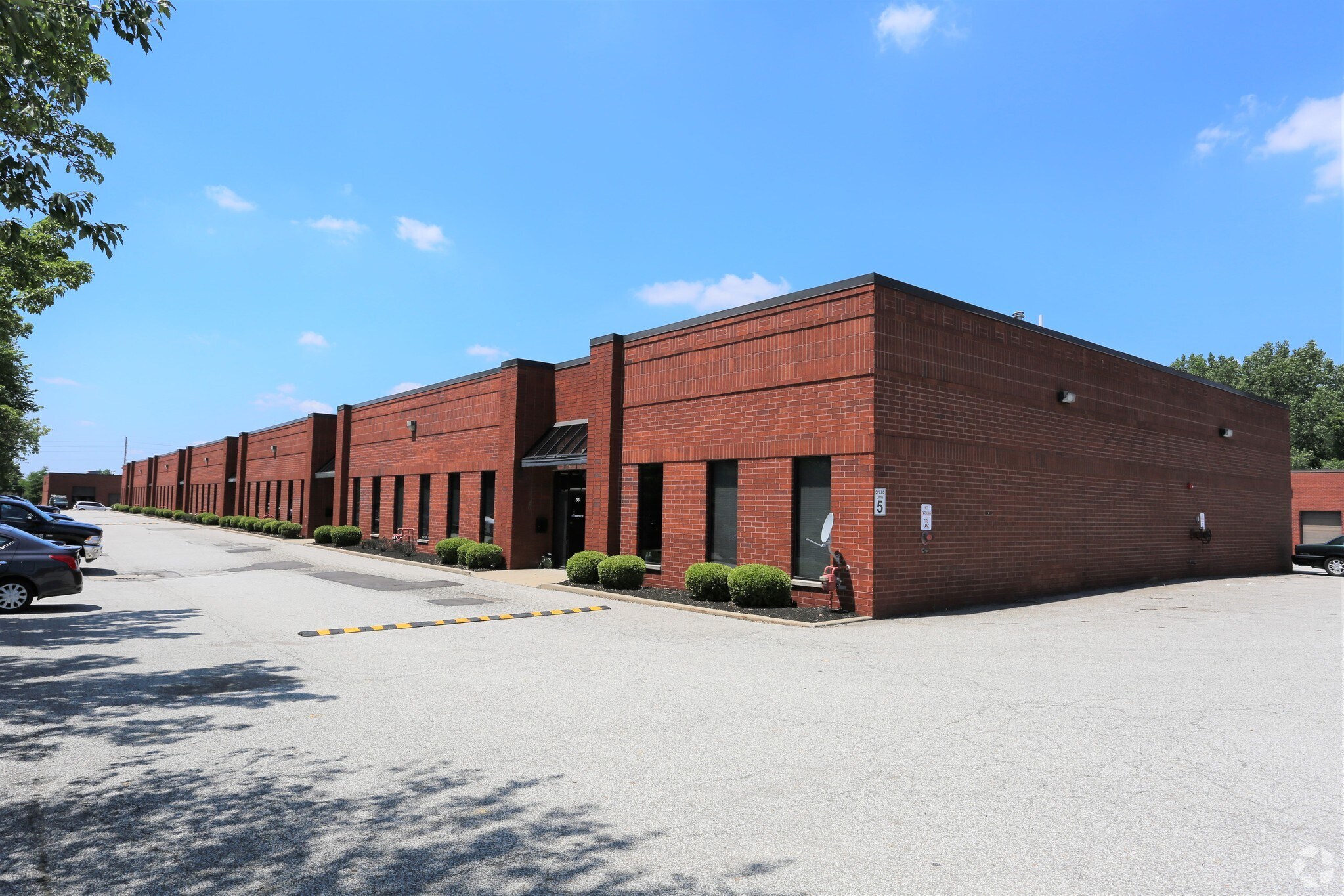 6909 Engle Rd, Middleburg Heights, OH 44130 | LoopNet - Ups Middleburg Heights Ohio Phone Number
