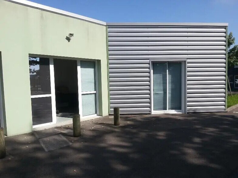 Office in Nantes for lease - Building Photo - Image 2 of 5