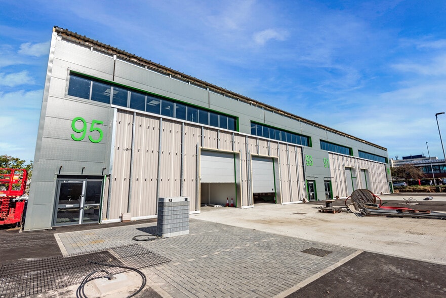 89-95 Bankhead Av, Edinburgh for lease - Building Photo - Image 1 of 5