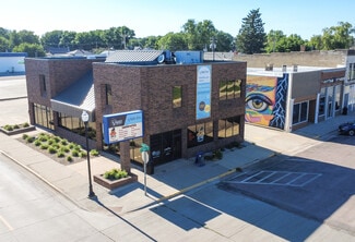 More details for 102 W 5th St, Canton, SD - Retail for Sale