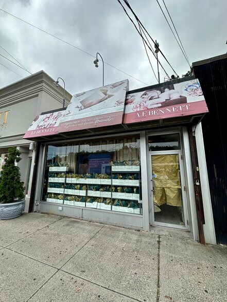 346 New Dorp Ln, Staten Island, NY for sale - Building Photo - Image 1 of 1