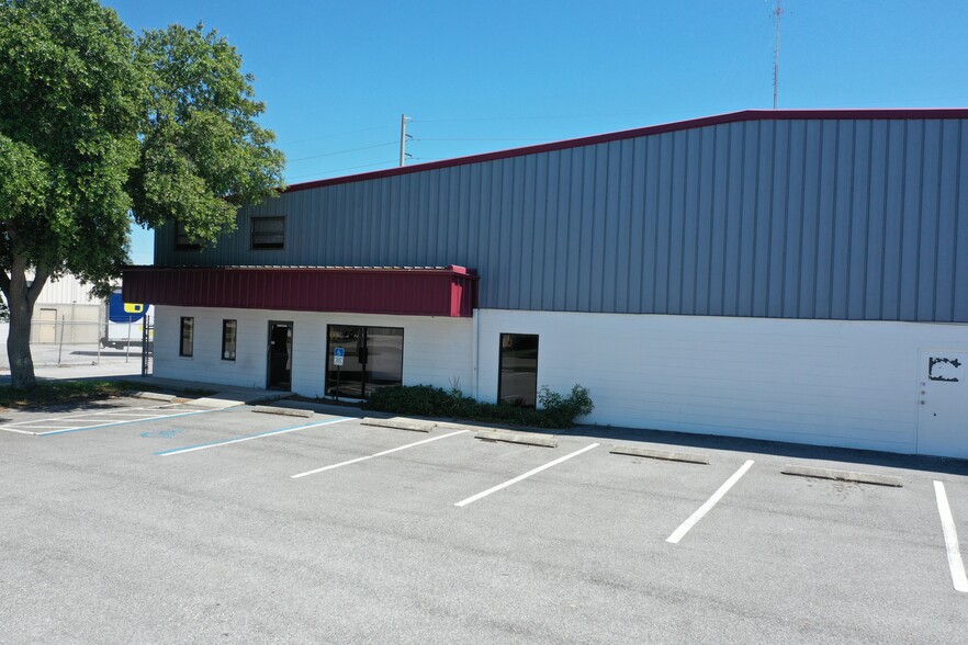 425 Roberts Rd, Oldsmar, FL for sale - Building Photo - Image 1 of 1