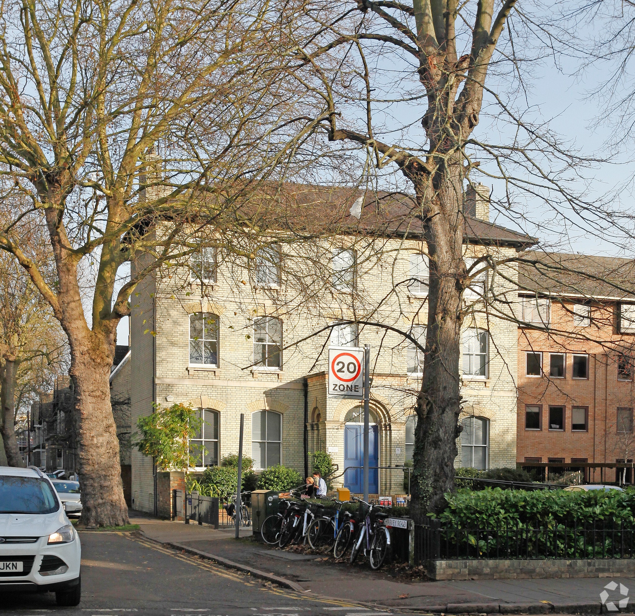 7 Hills Rd, Cambridge for sale Primary Photo- Image 1 of 1