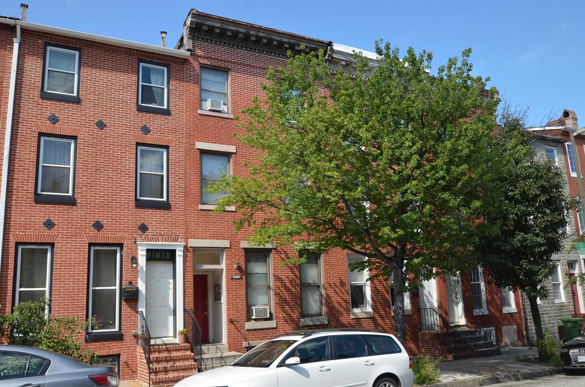 832 1/2 W Lombard St, Baltimore, MD 21201 | LoopNet.com