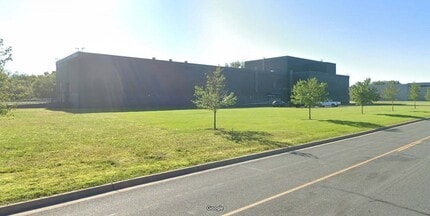 5200 E Cork St, Kalamazoo, MI for lease Building Photo- Image 1 of 17