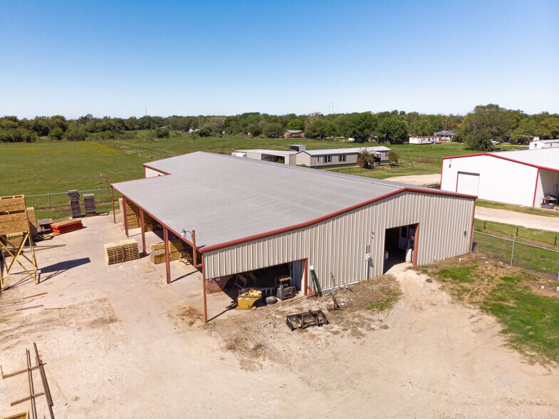 9320 County Road 420 Navasota Tx 77868 Industrial For Sale Loopnet Com