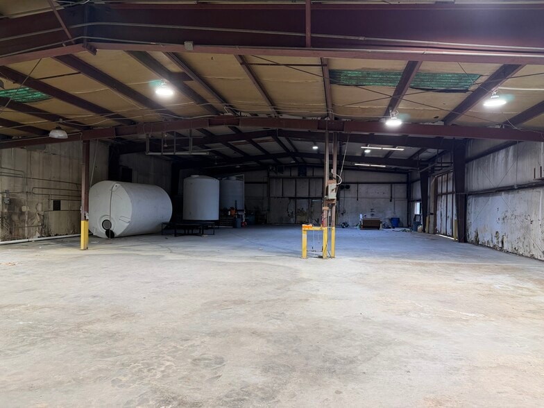 3938 Runway Rd, Memphis, TN for lease - Interior Photo - Image 3 of 14