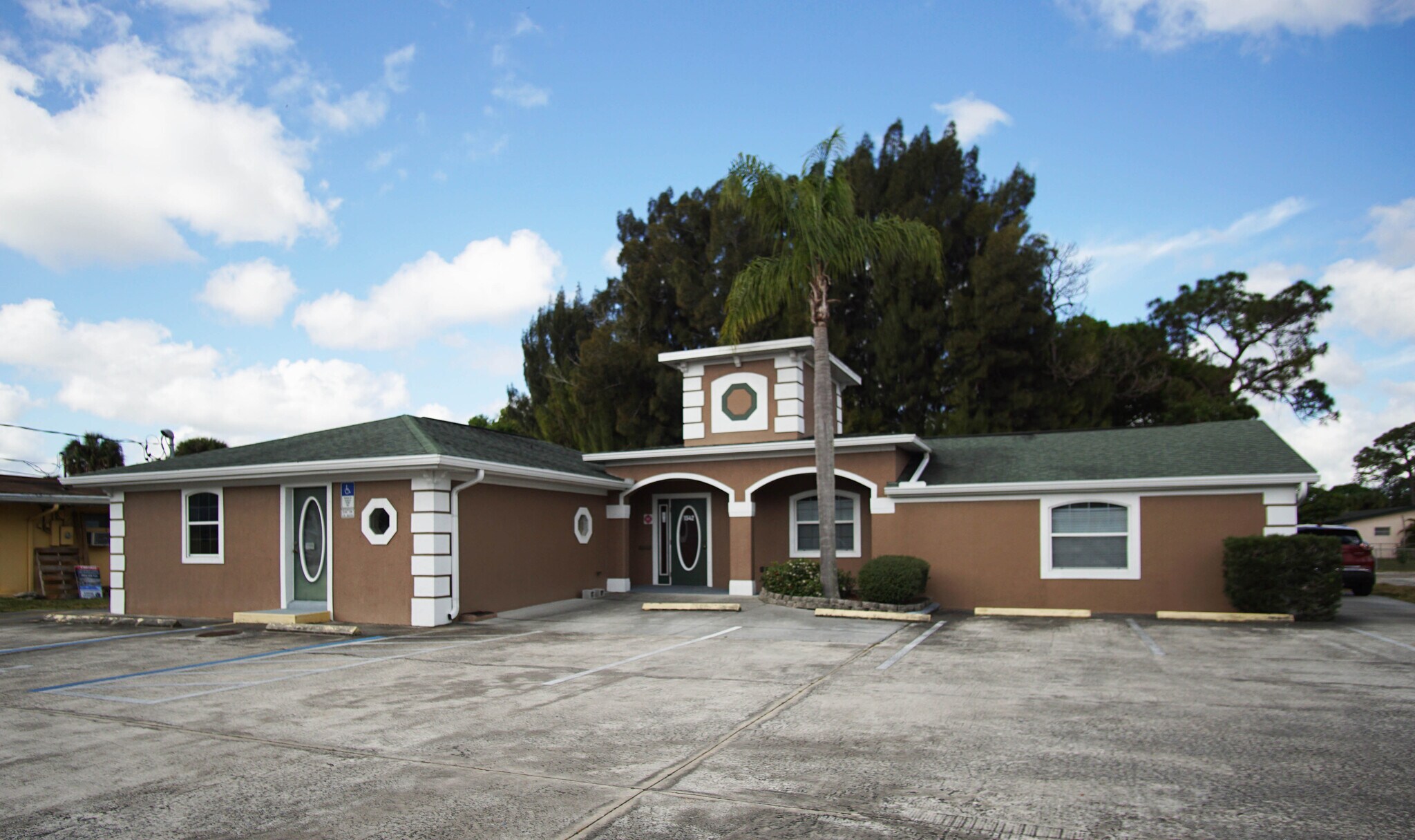 1542 S Wickham Rd, Melbourne, FL for sale Building Photo- Image 1 of 1