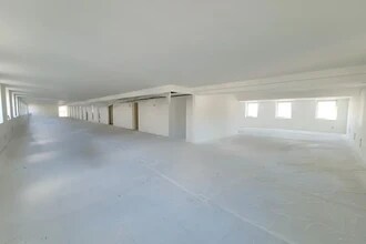 Office in Béziers for lease Interior Photo- Image 1 of 4