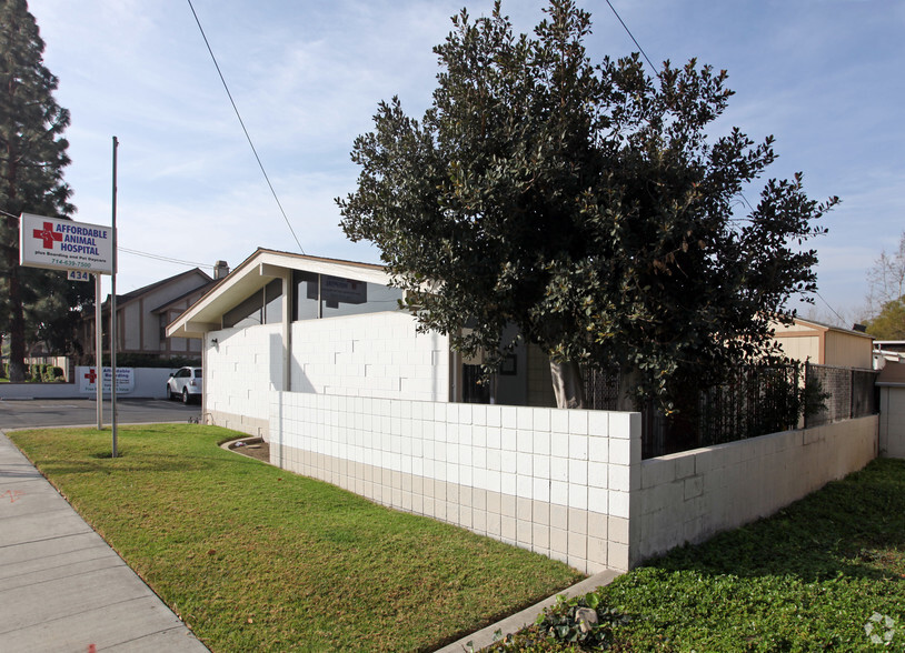 434 S Tustin St, Orange, CA for sale - Building Photo - Image 2 of 2