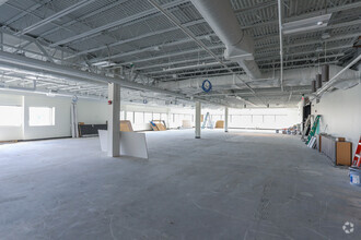 100 Pennsylvania Ave, Framingham, MA for lease Interior Photo- Image 2 of 5