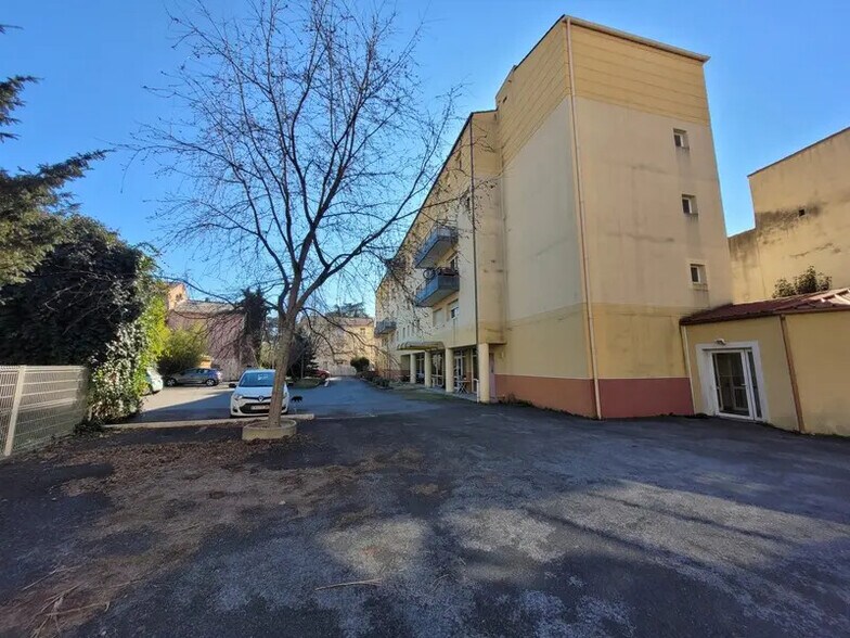 Flex in Alès for sale - Building Photo - Image 2 of 38