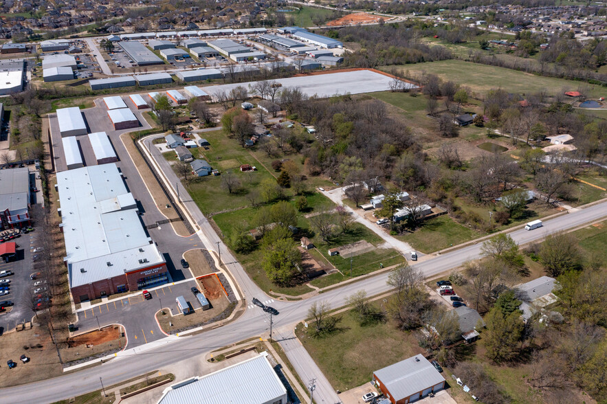 Self Storage Opportunity portfolio of 2 properties for sale on LoopNet.com - Building Photo - Image 2 of 5