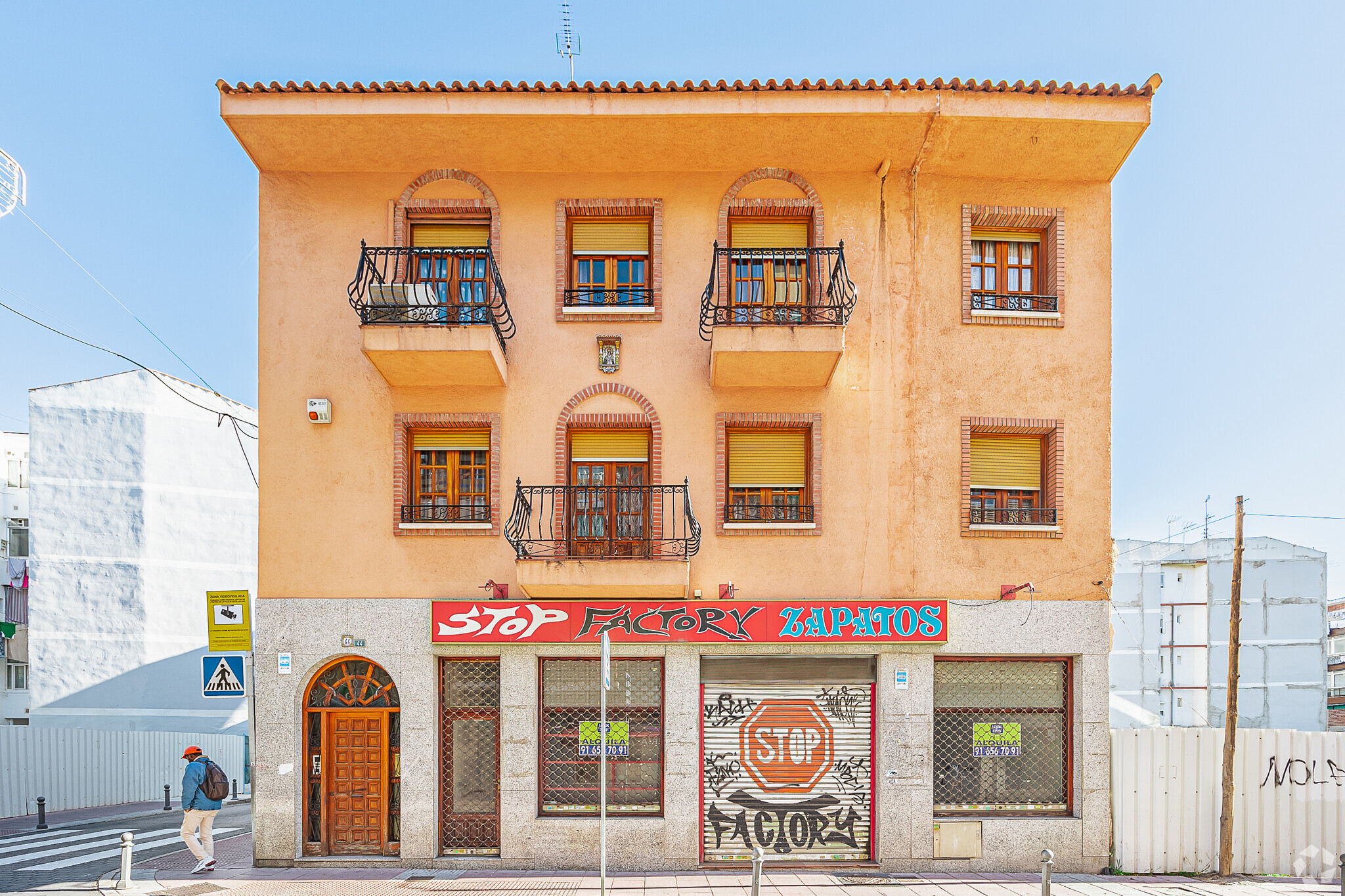 Calle los Curas, 44, Torrejón De Ardoz, Madrid for lease Primary Photo- Image 1 of 5