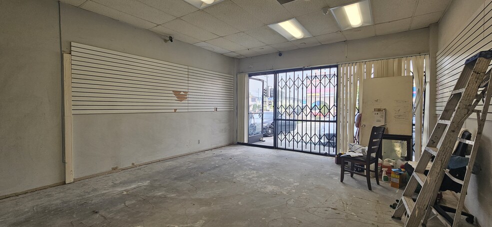 5583-5597 W Pico Blvd, Los Angeles, CA for lease - Interior Photo - Image 3 of 5