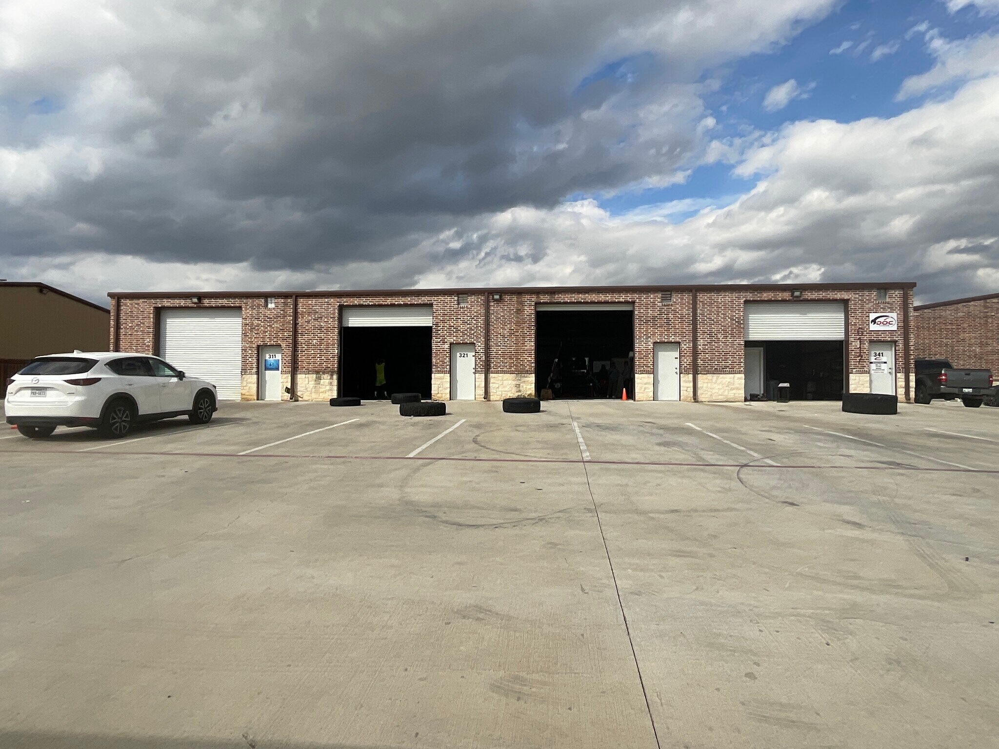 6125 Willard Rd, Fort Worth, TX for lease Building Photo- Image 1 of 8
