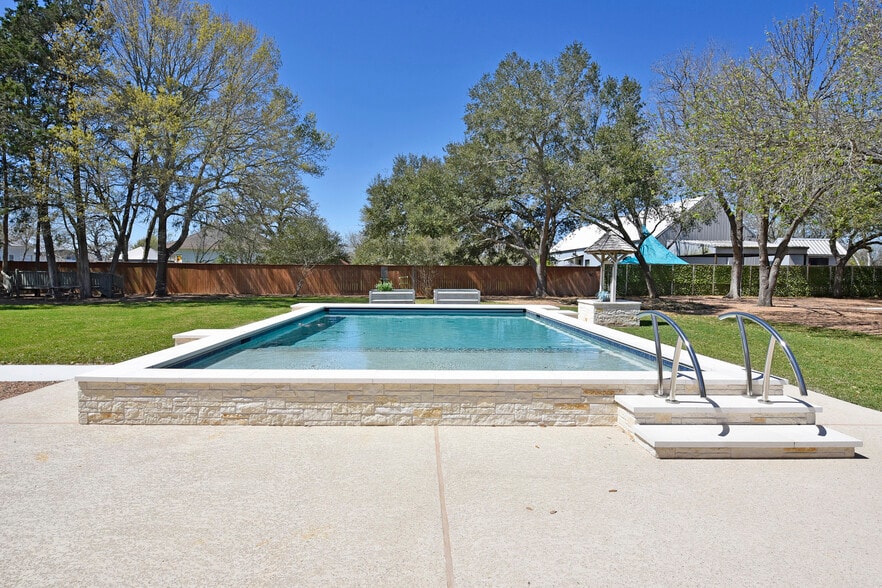 315 Cedar St, New Ulm, TX for sale - Building Photo - Image 3 of 66