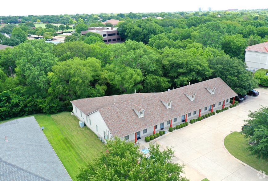 5309 Village Creek Dr, Plano, TX for lease - Building Photo - Image 3 of 12