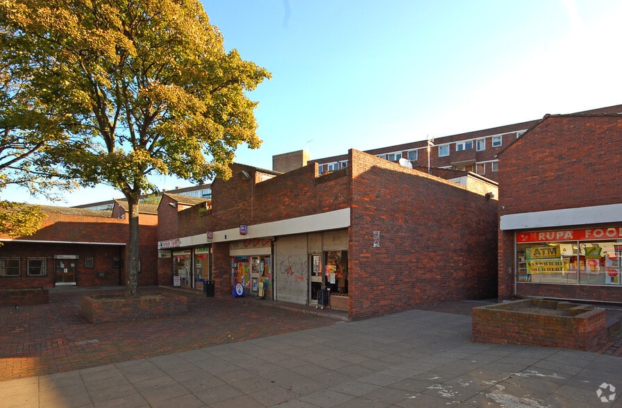 3B Brayford Sq, London for lease - Primary Photo - Image 3 of 4