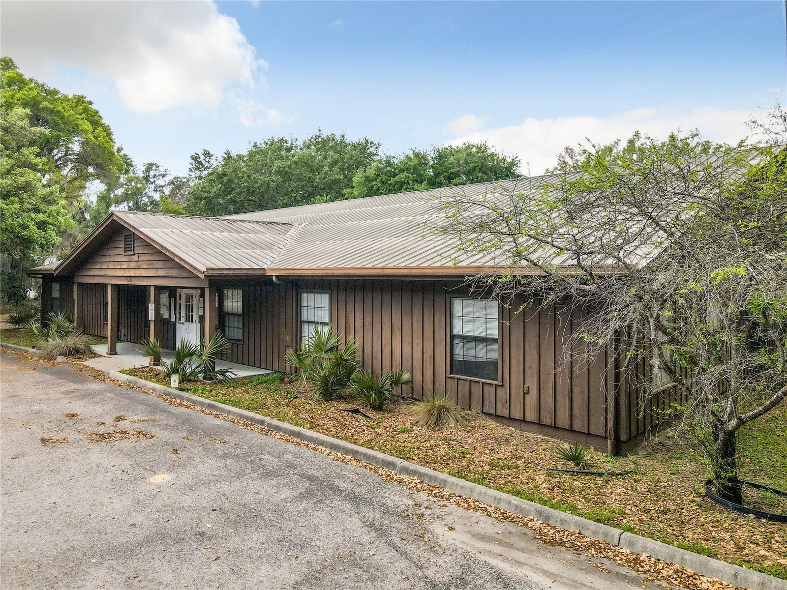 40929 State Road 19, Umatilla, FL for sale Primary Photo- Image 1 of 1