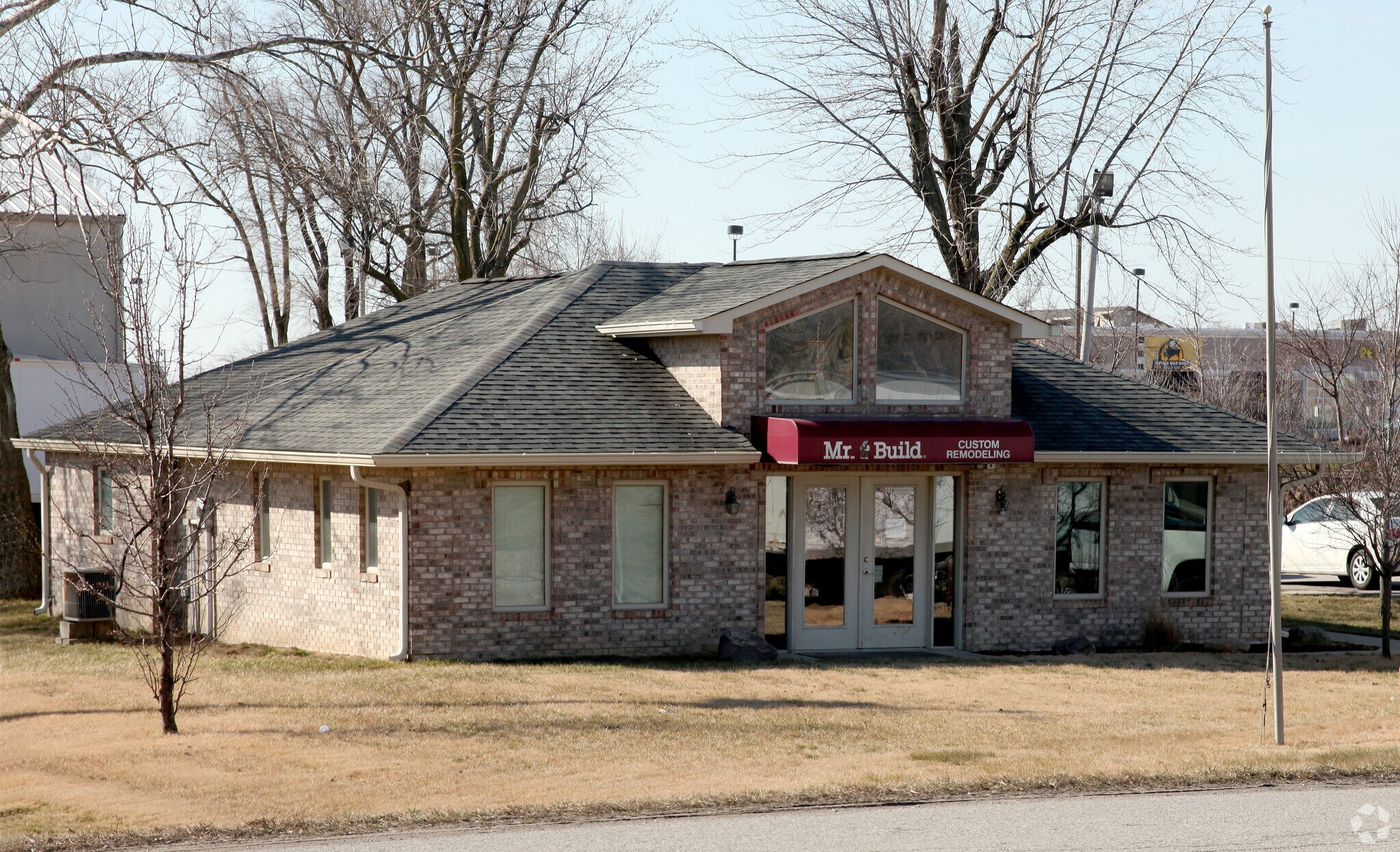 9943 E US Highway 36, Avon, IN for sale Primary Photo- Image 1 of 1