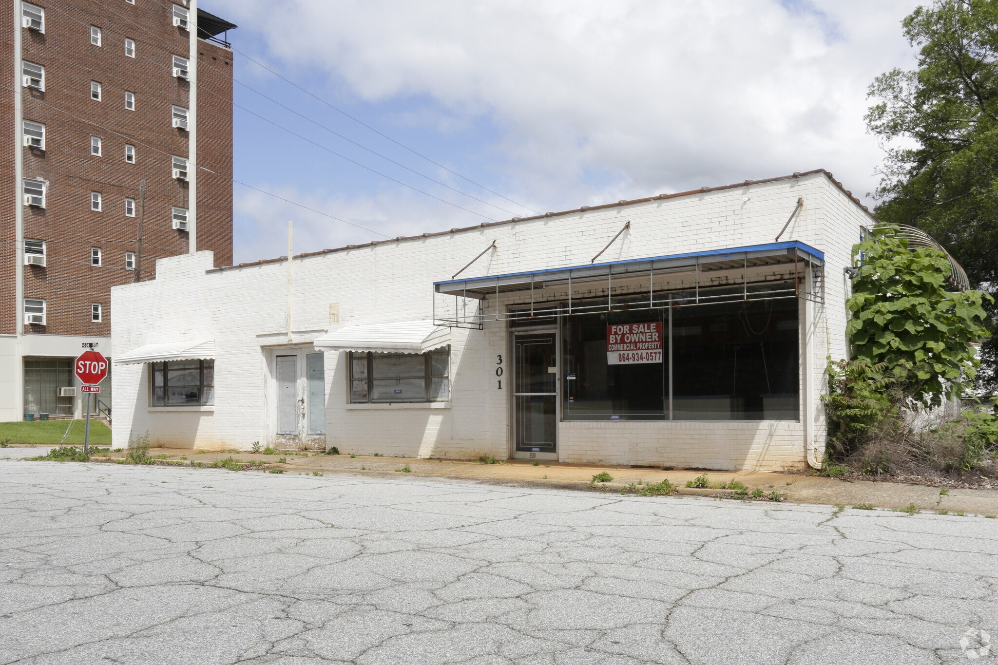 301 E Benson St, Anderson, SC for sale Primary Photo- Image 1 of 1