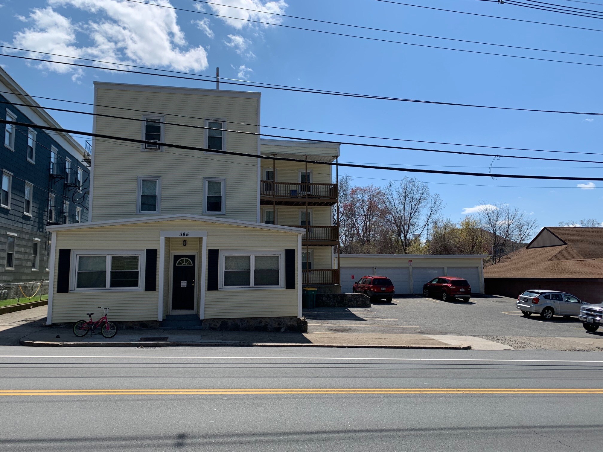 385-387 Cumberland Hill Rd, Woonsocket, RI for sale Building Photo- Image 1 of 1