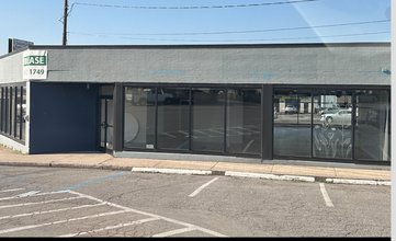 928 Winchester Rd, Lexington, KY for lease Building Photo- Image 2 of 2