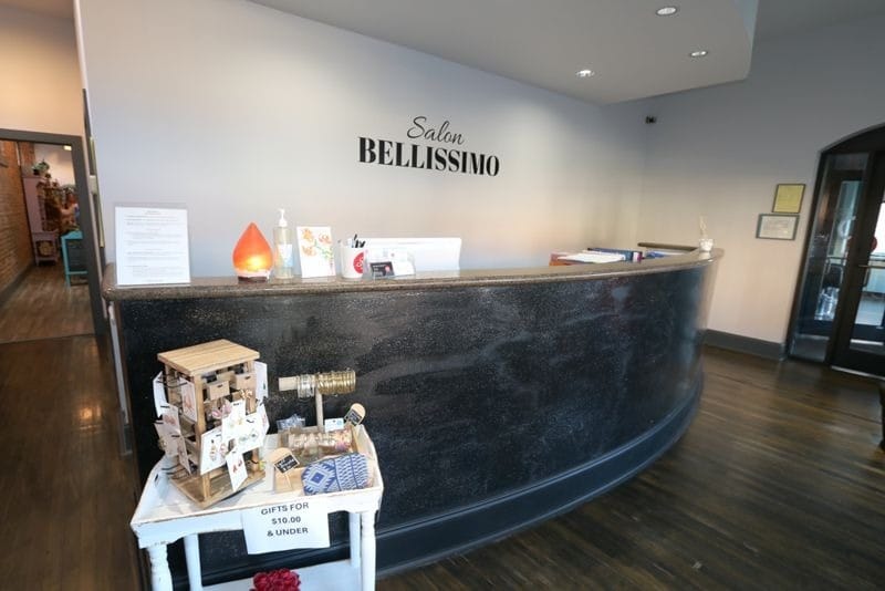 118 Victoria St, Greer, SC for sale - Interior Photo - Image 3 of 10