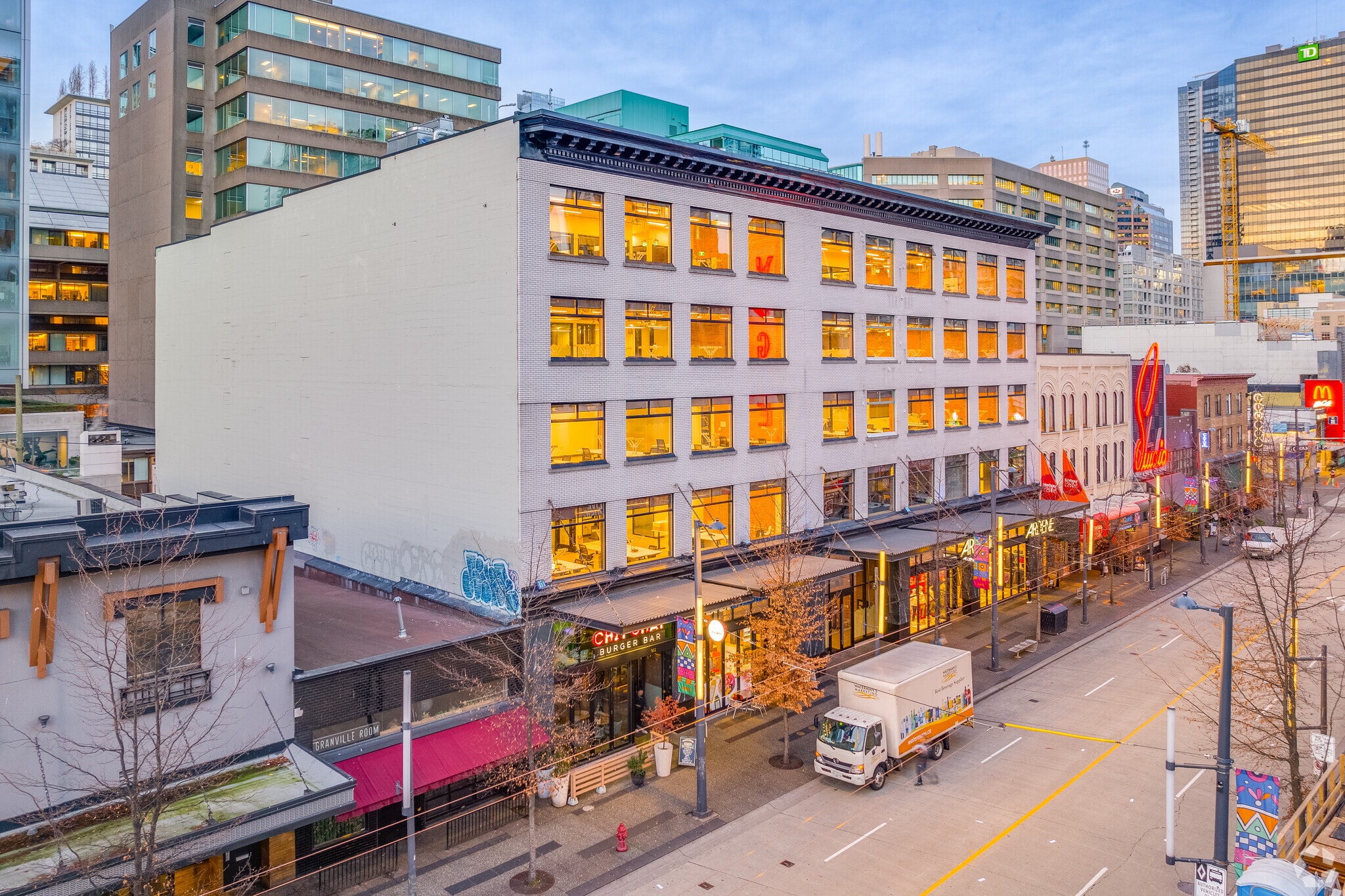 929 Granville St, Vancouver, BC for lease Building Photo- Image 1 of 22